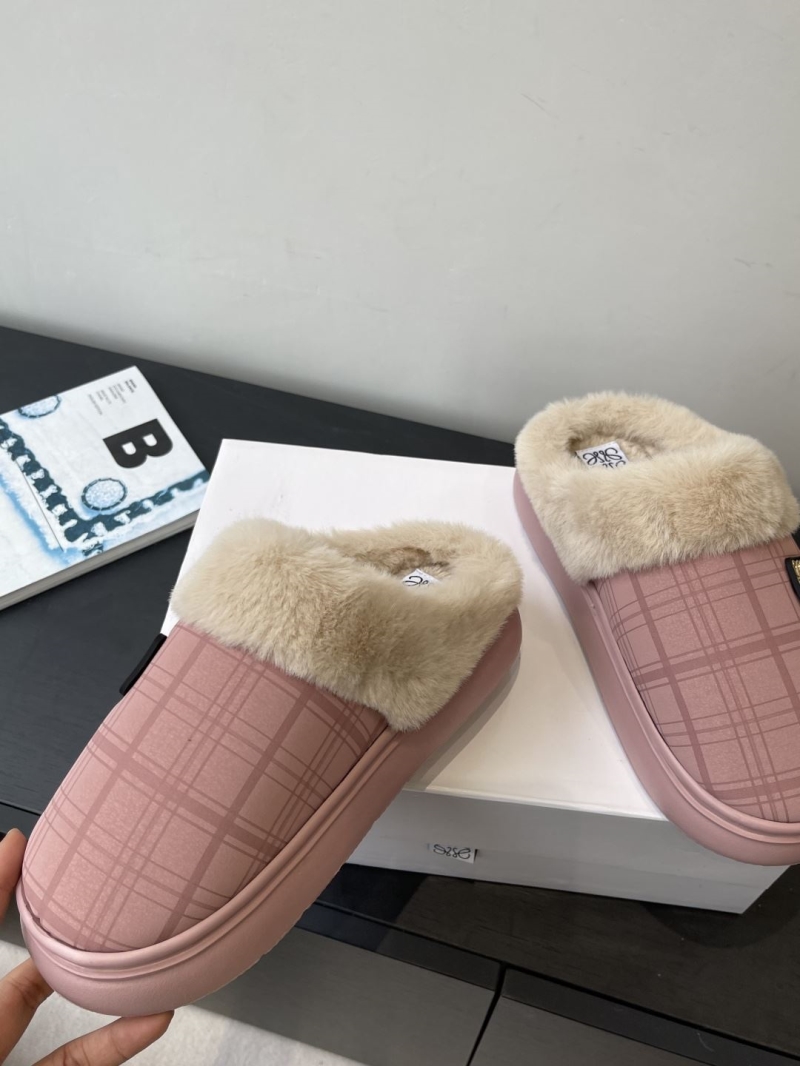 L0ew* slippers